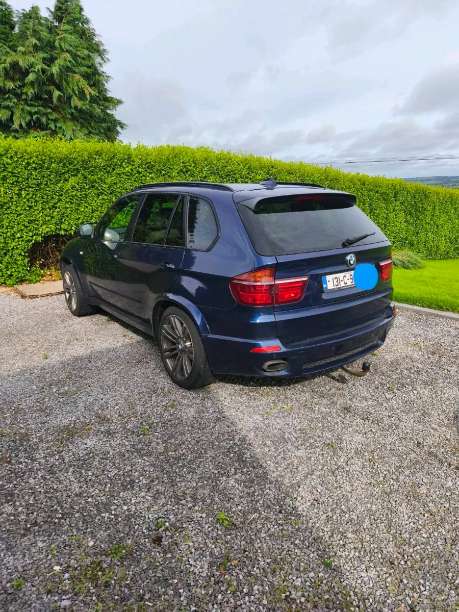 BMW X5 - Image 1