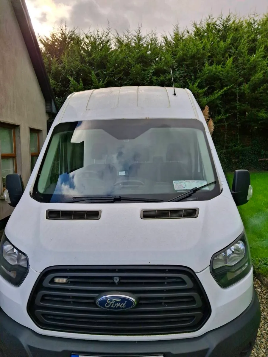 Van - Image 3
