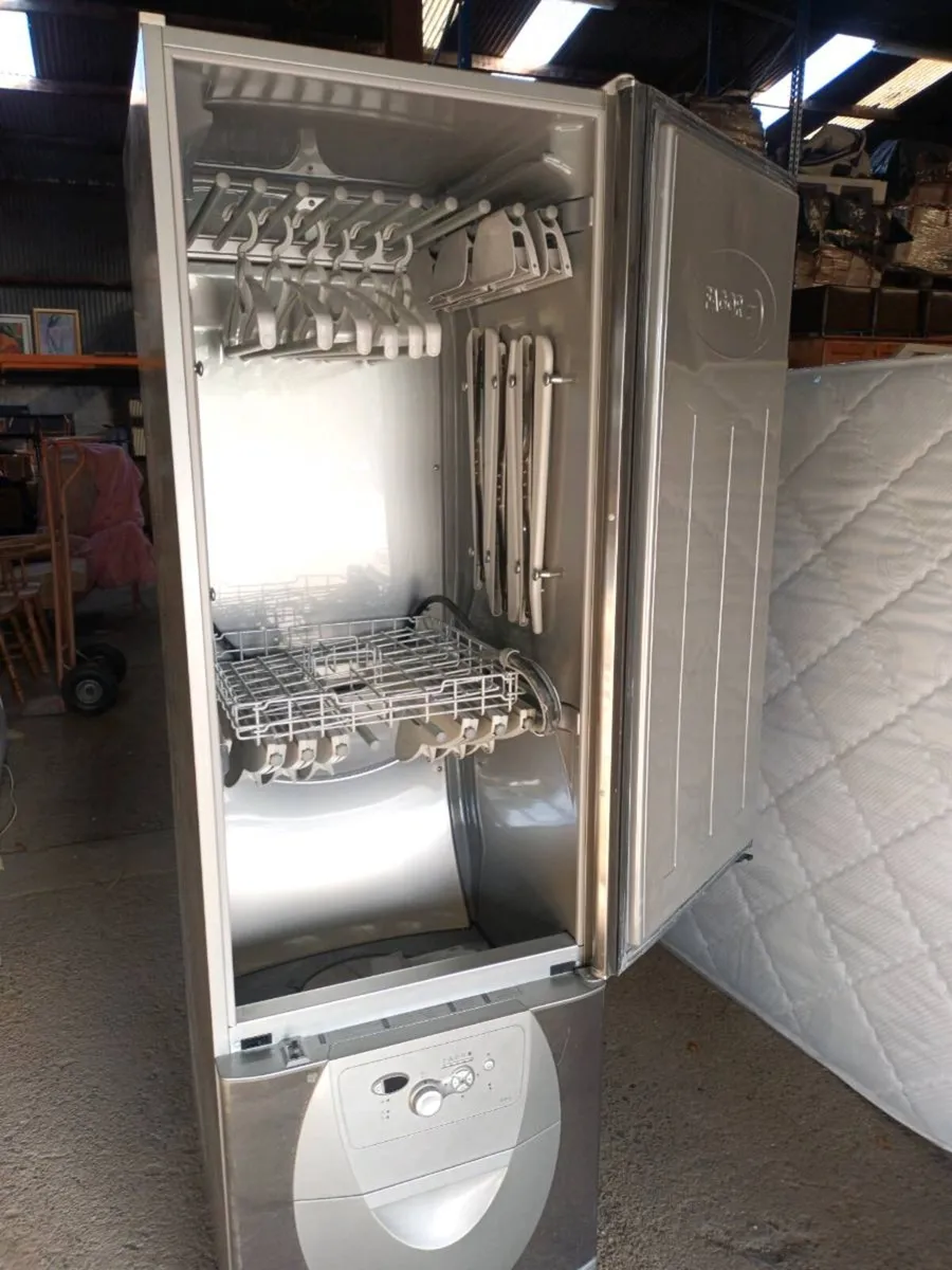 Clothes Dryer - Image 3