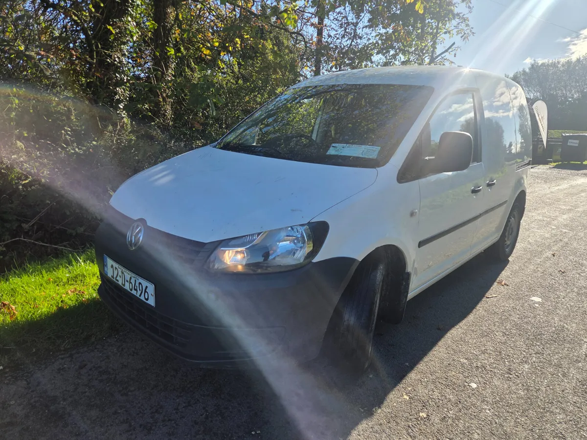 Volkswagen Caddy 2012 - Image 2