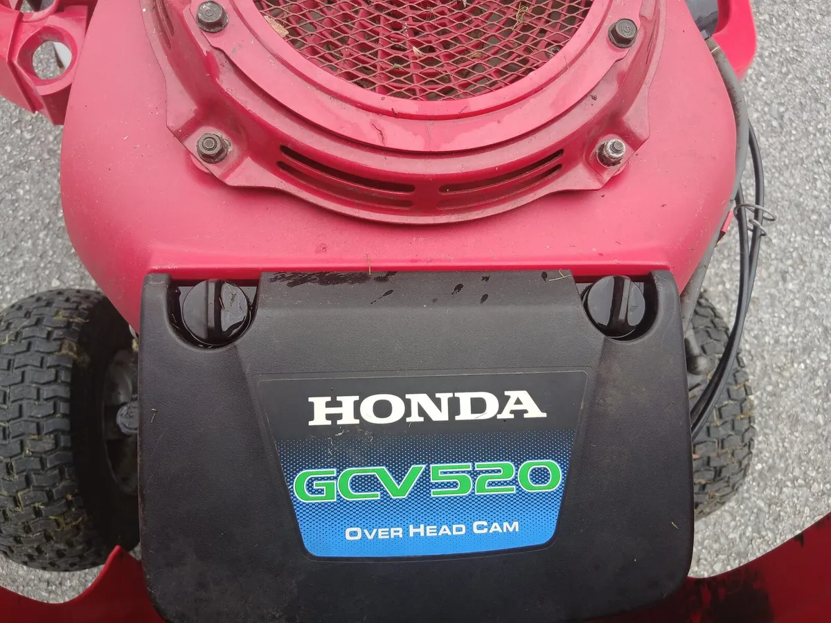 Ride on lawnmower - Image 4