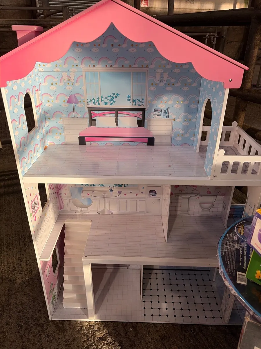 Toys - Image 2