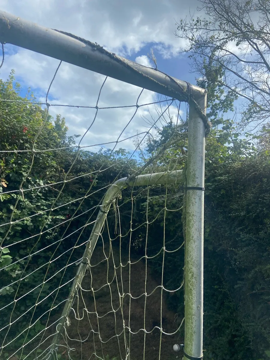 Soccer goal posts - Image 3