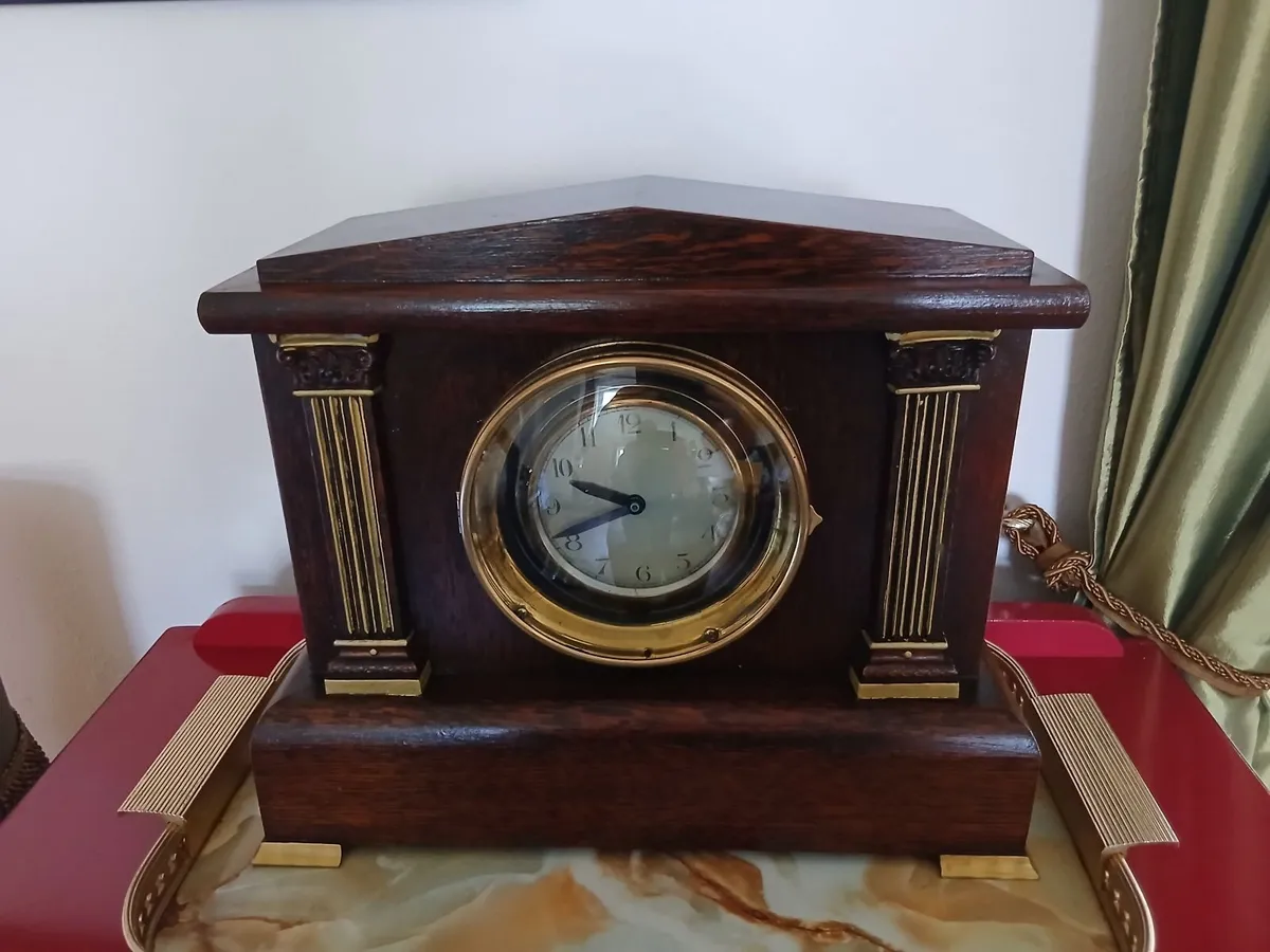Antique Mantel Clock - Image 1