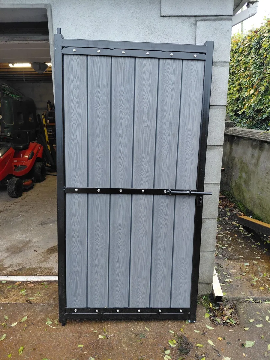 Side entry gate - Image 2