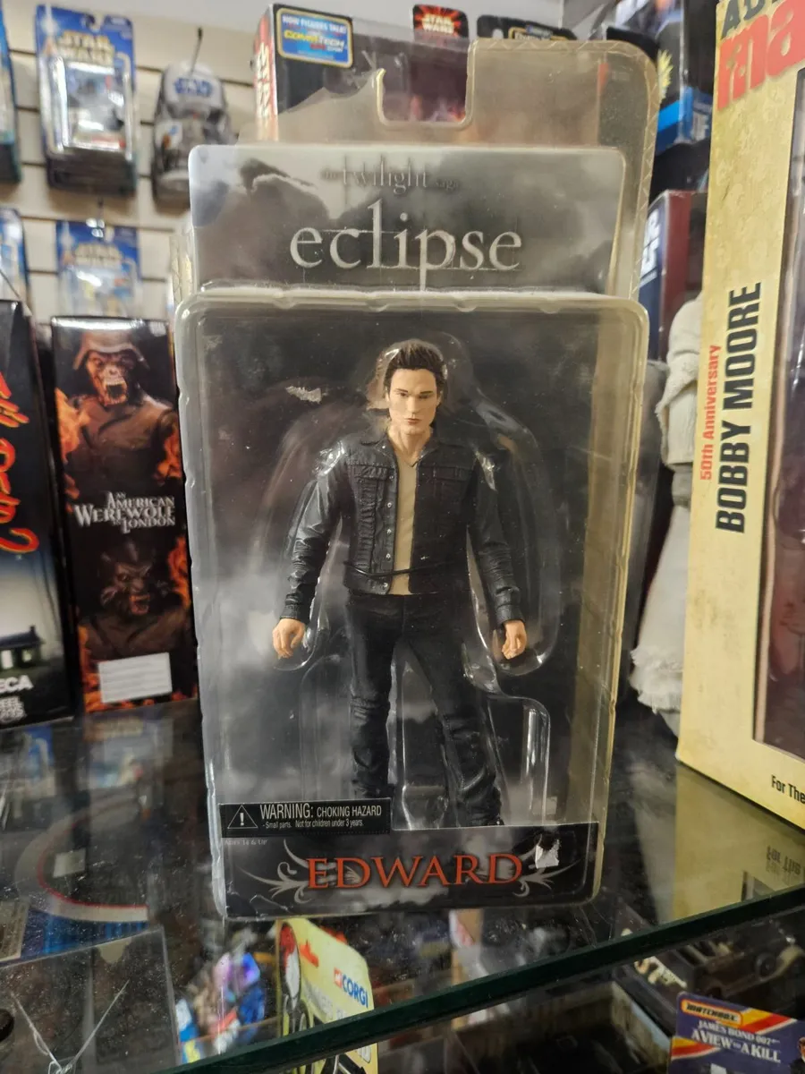 Edward Cullen Twilight Figure - Image 2