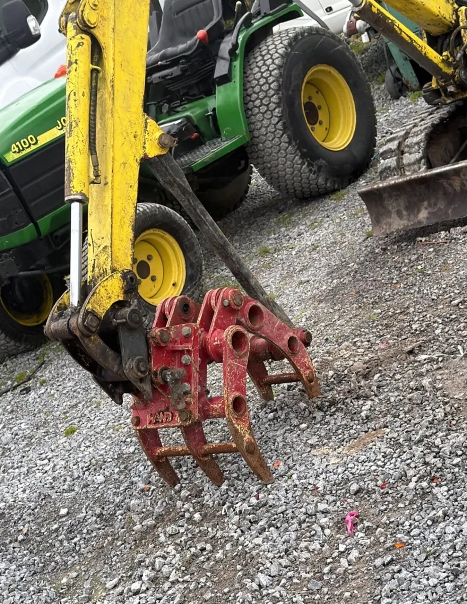 Yanmar digger - Image 3