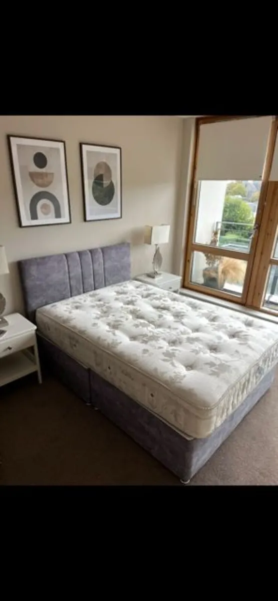 Double bed and mattress - Image 3