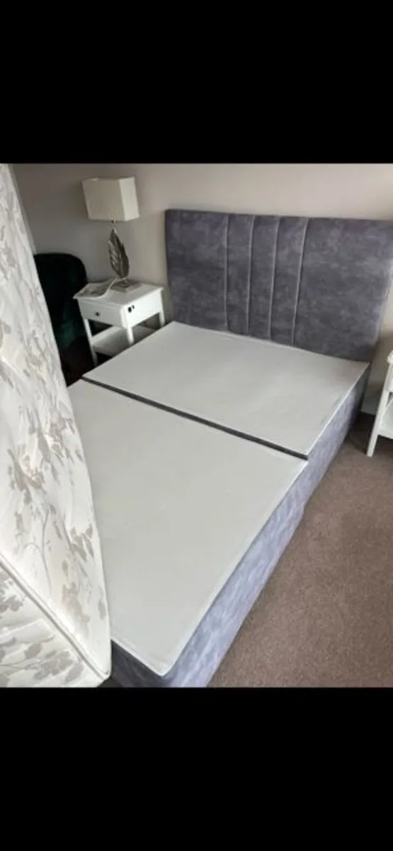 Double bed and mattress - Image 4