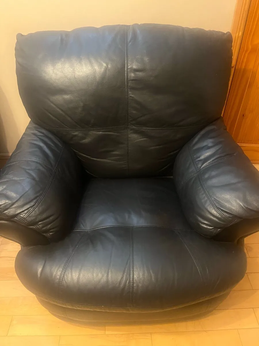 Leather furniture 3-1-1 - Image 1