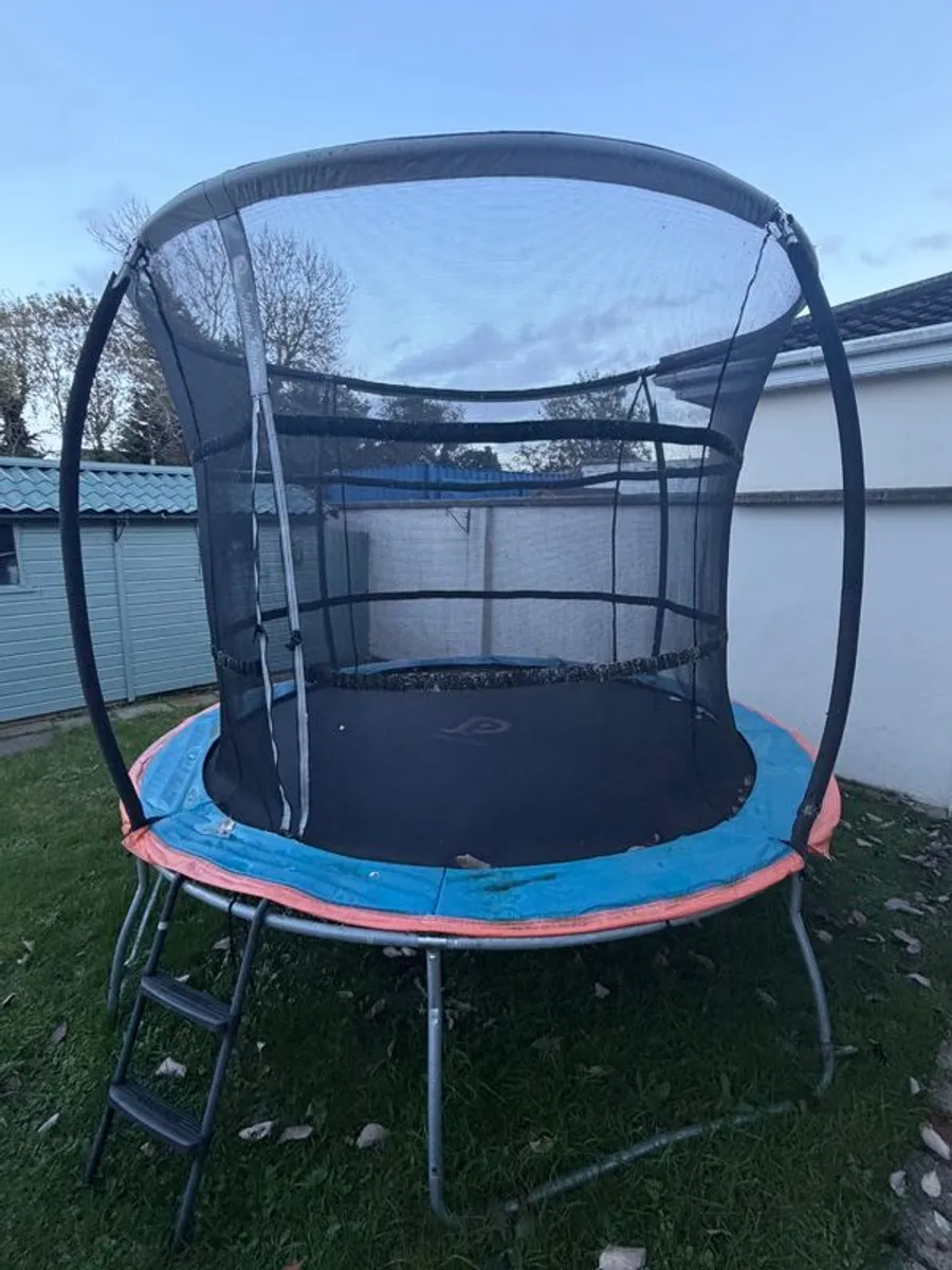 Trampoline - Image 3