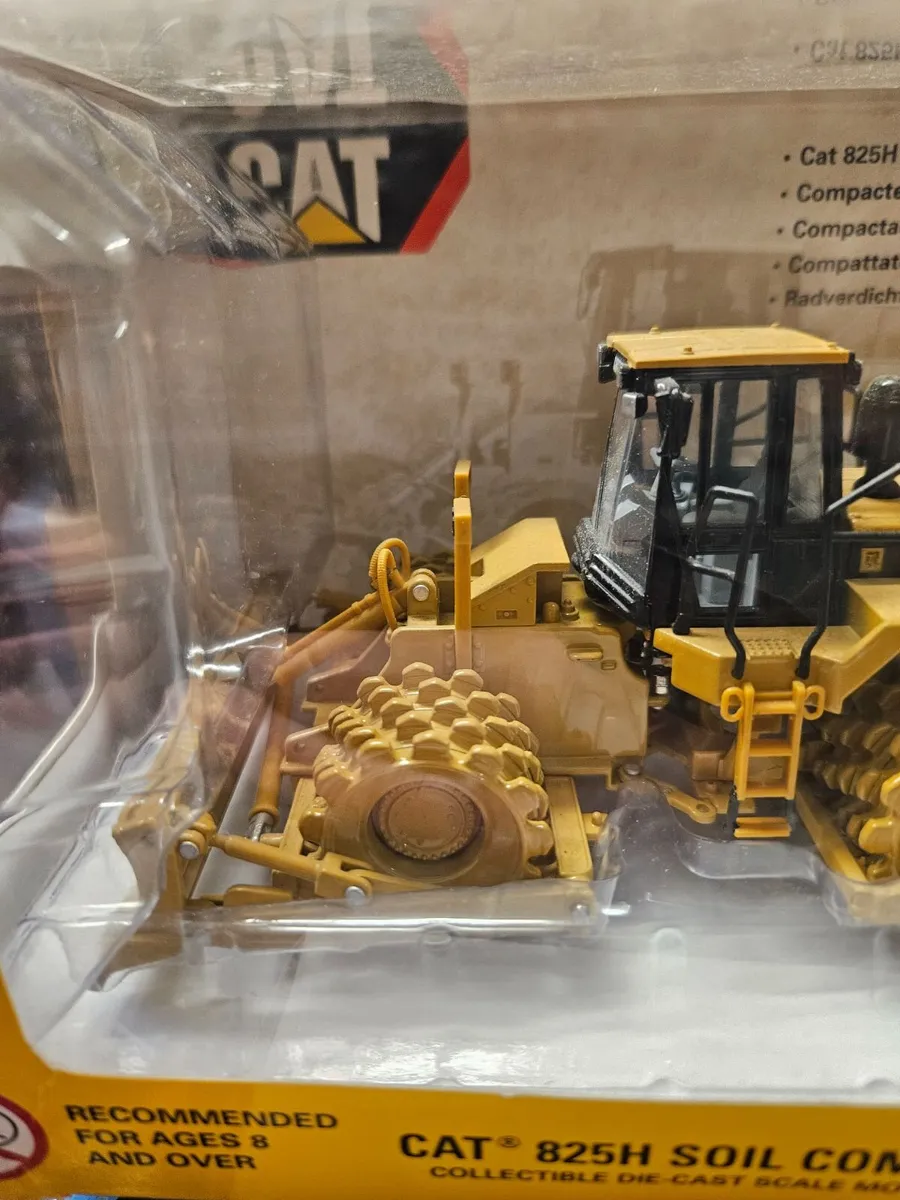 Corgi Caterpillar Soil Compactor 1.50 - Image 3