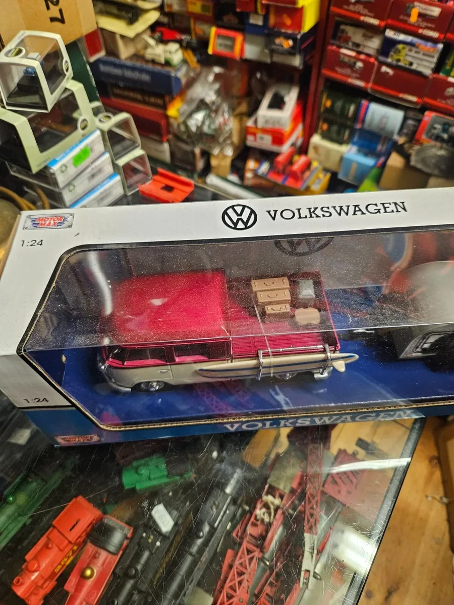 Corgi Motormax VW Van and Trailer 1.24 - Image 2