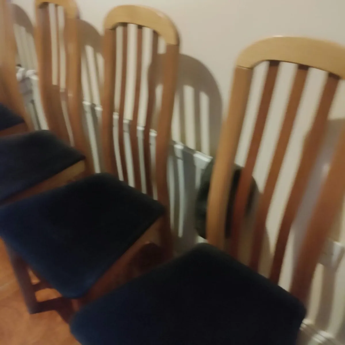 Dining chairs - Image 2