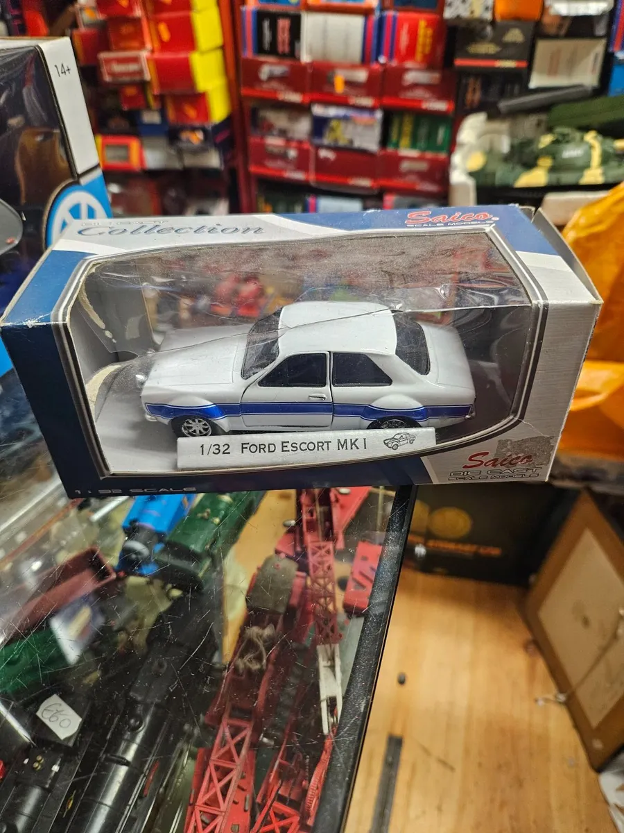 Corgi Saico Ford Escort MKI