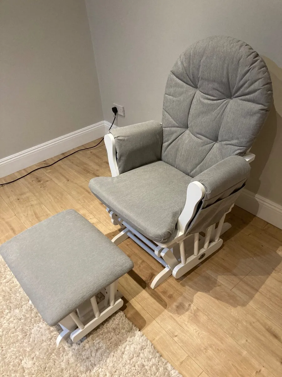 Maternity / rocking chair - Image 3