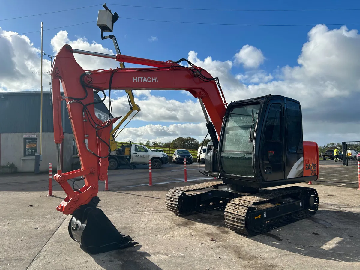2015 Hitachi Zaxis 70 C/W Thumb Grab - Image 4