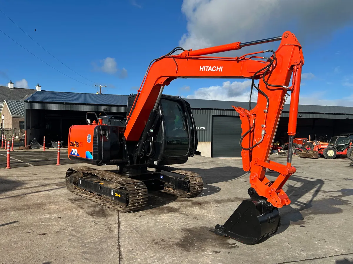 2015 Hitachi Zaxis 70 C/W Thumb Grab - Image 2