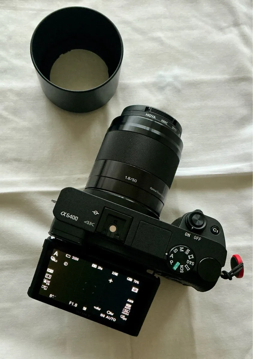 Sony A6400 Camera + Sony 50mm f/1.8 OSS Lense - Image 4