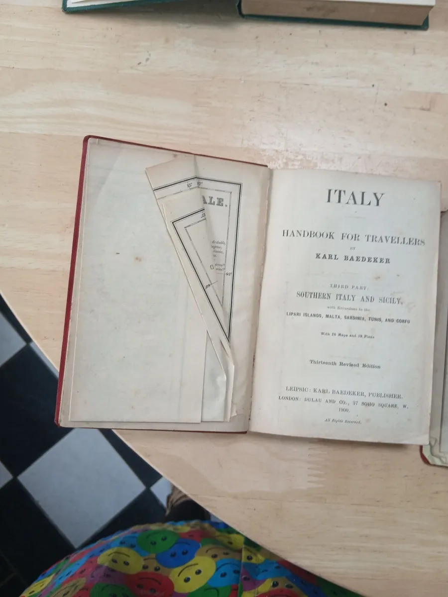 Very rare book collection from 1700s - Image 1