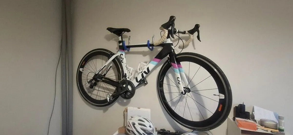 Giant Liv Envie Advanced Tri - Image 1