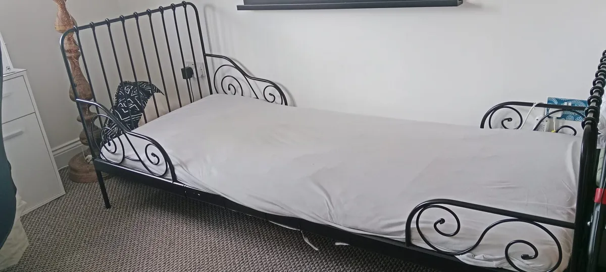 Ikea extendable single bed with mattress 80x200cm - Image 2
