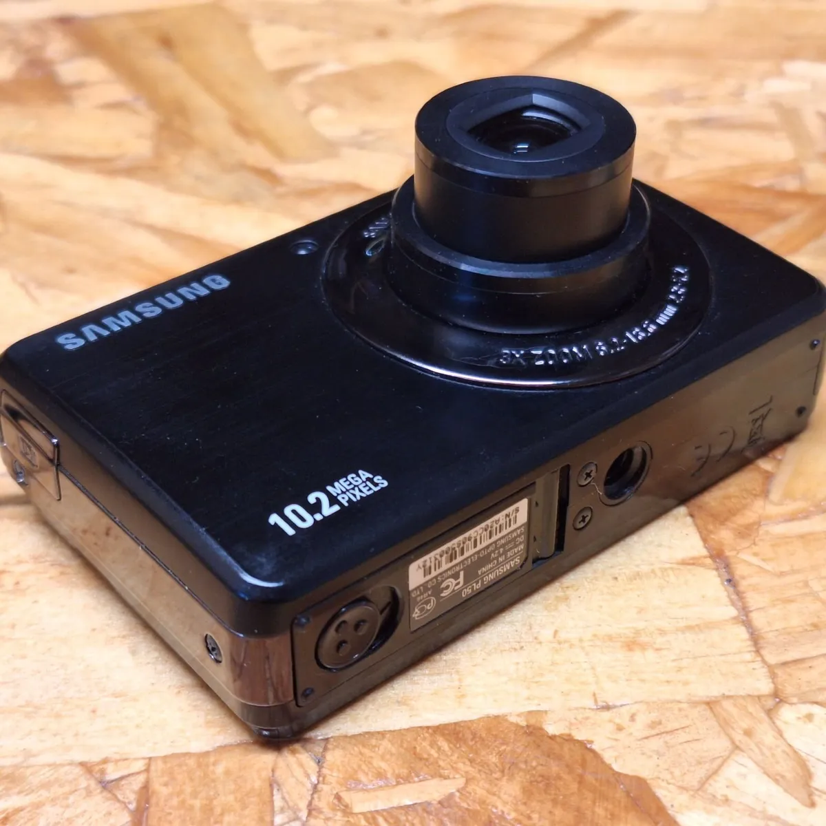 Samsung PL50 10.2MP Compact Digital Camera - 41147 - Image 2