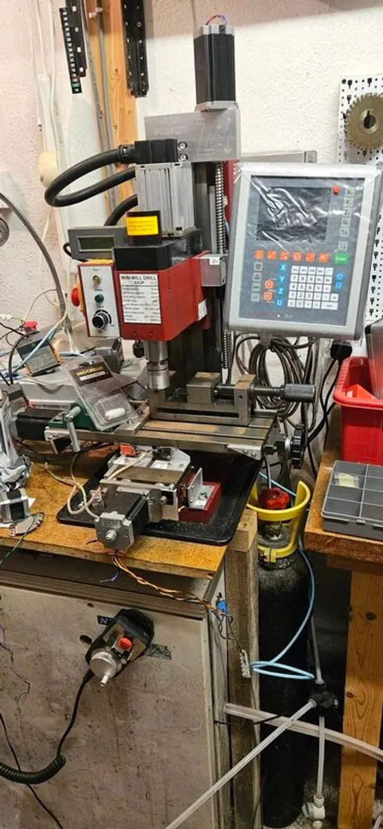 Engineering equipment - Image 3