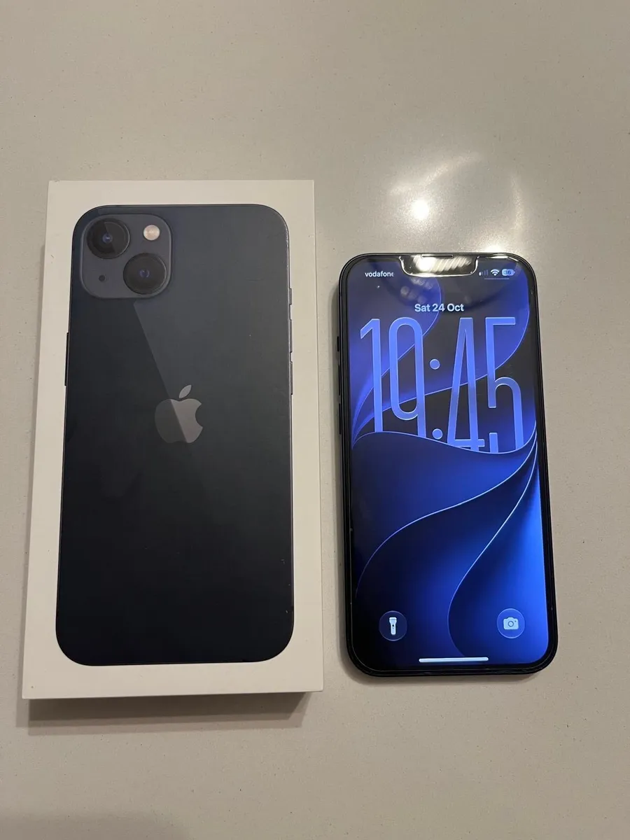 iPhone 13 - Unlocked - 128gb - Image 2