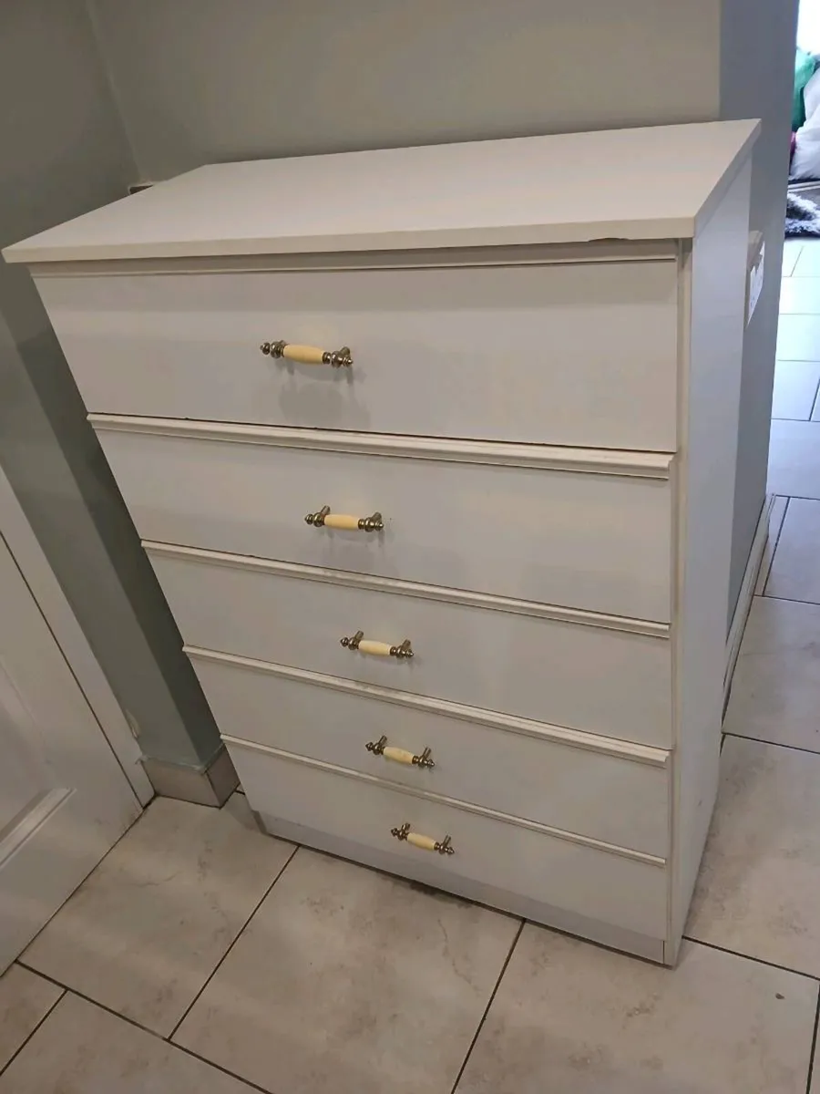 Chest of drawers - Image 2