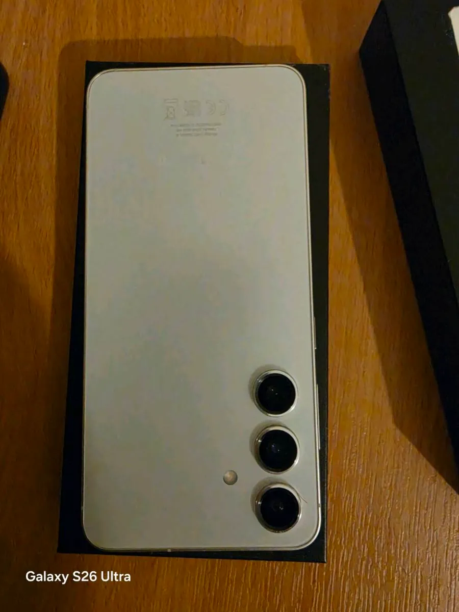 Phone - Image 3