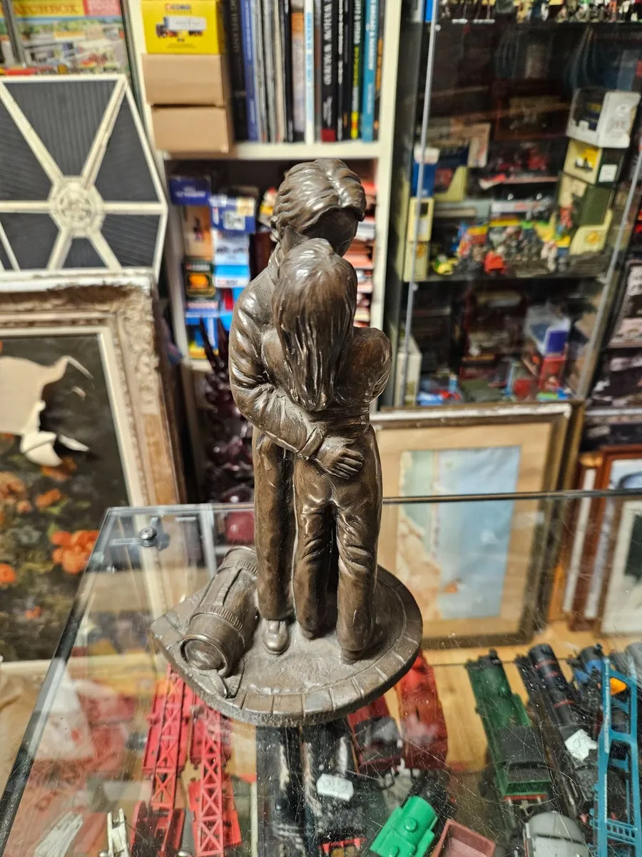 Jeanne Rynhart I Love You Figures - Image 3