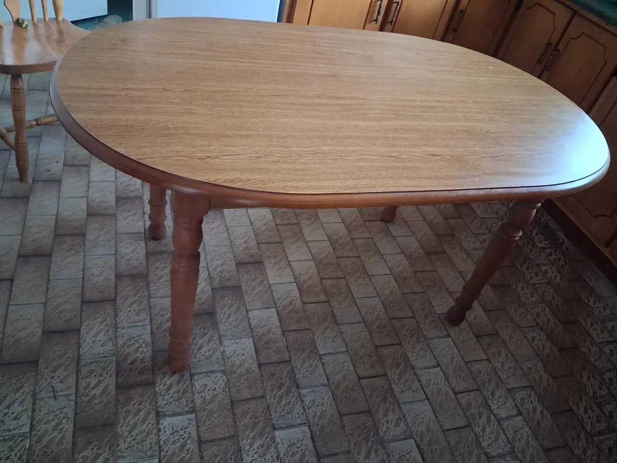 Brown kitchen table and chairs - Image 2