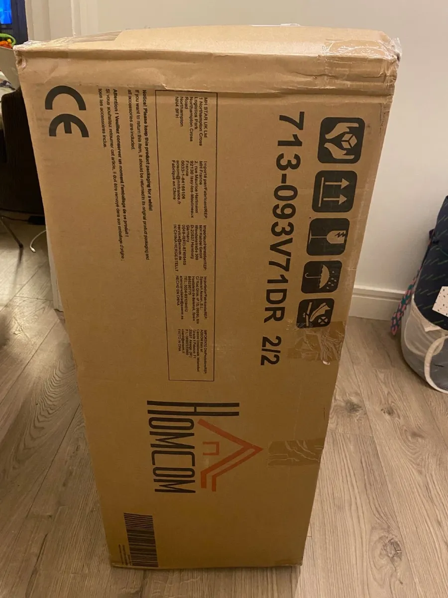 HOMCOM 713-093V71DR Recliner - Box 2/2 - Brand New - Image 2