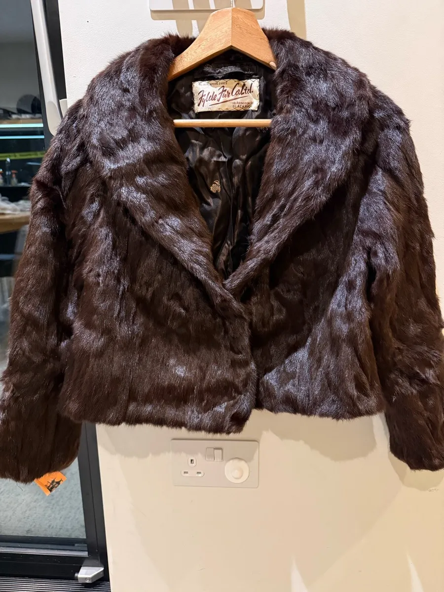 Vintage fur coat - Image 1