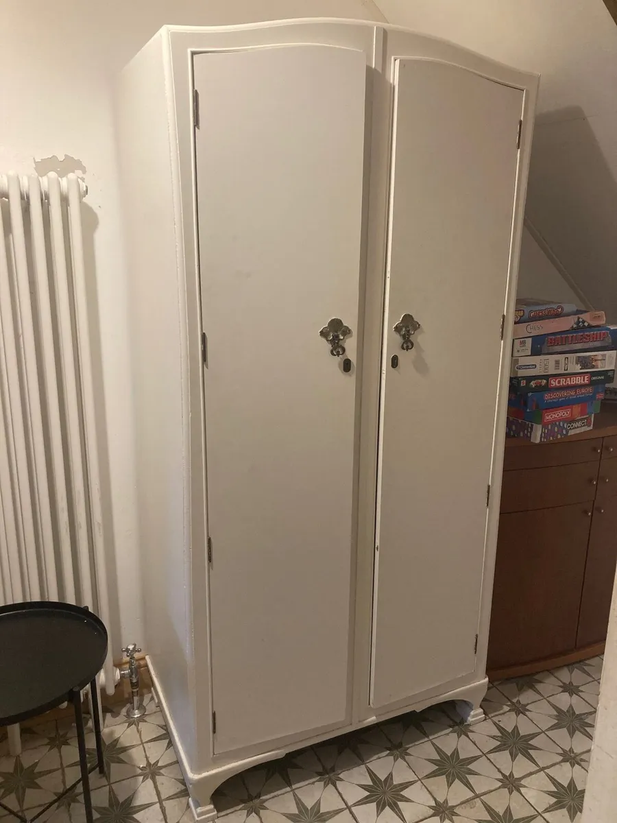 Beautiful old solid wood wardrobe - Image 1
