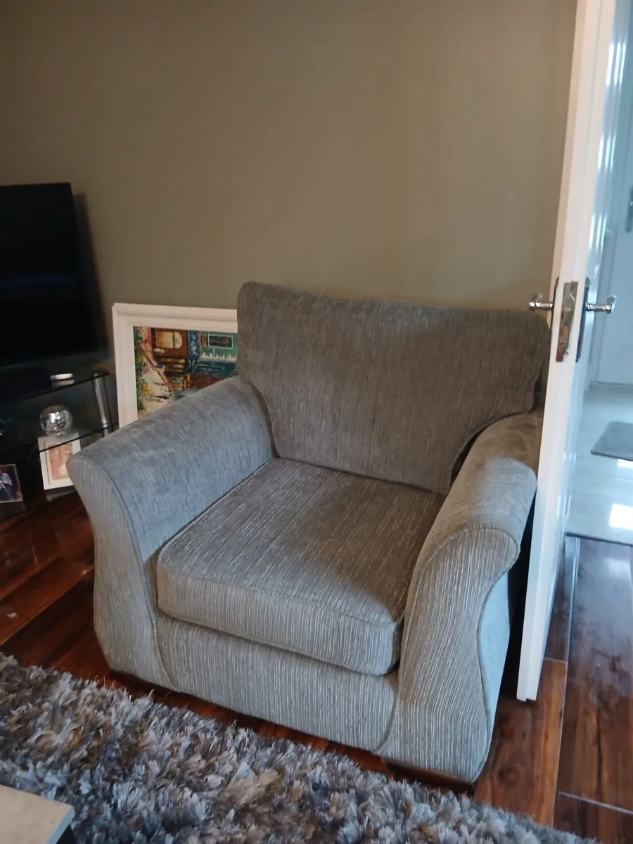 3 piece suite - Image 2