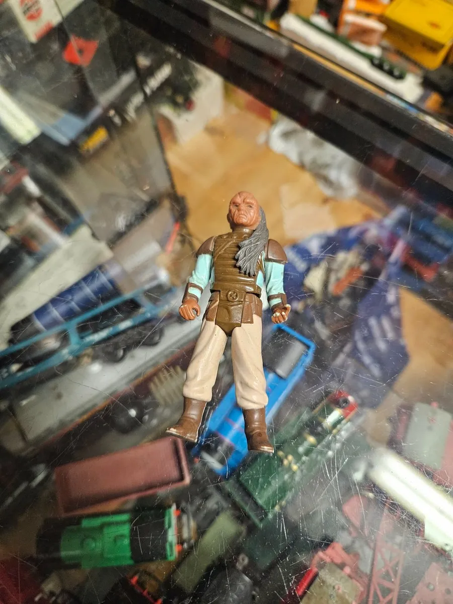 Vintage Star Wars Figure