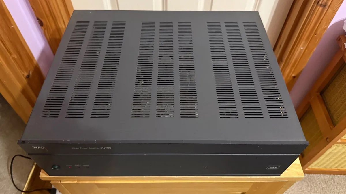 NAD 216 THX Power Amplifier - Image 4
