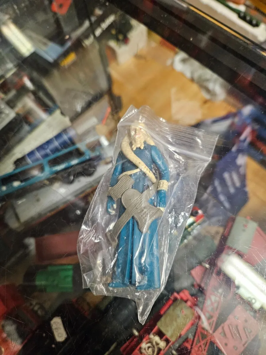Vintage Star Wars Figure