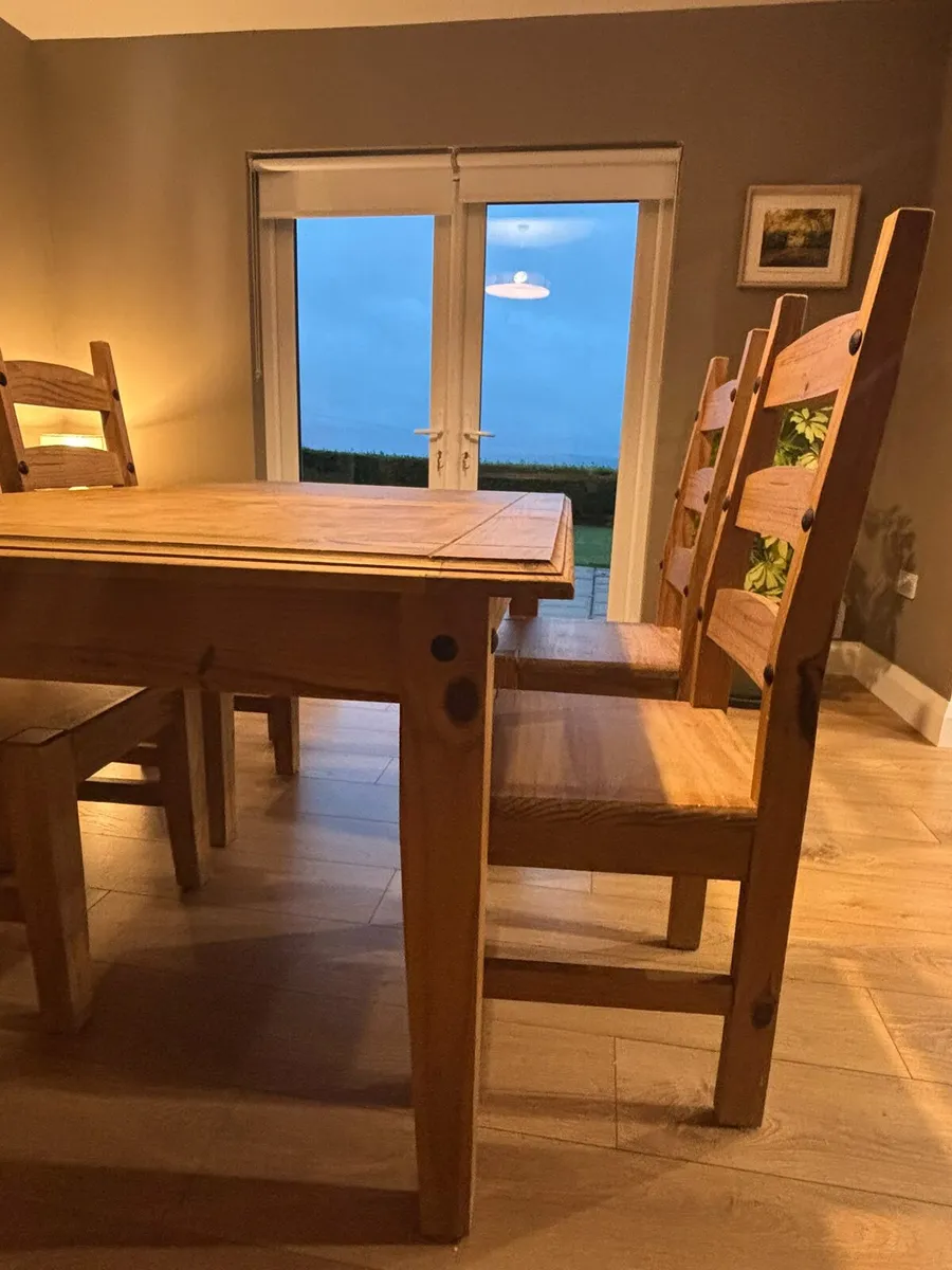 Kitchen table with x4 chairs - Image 4