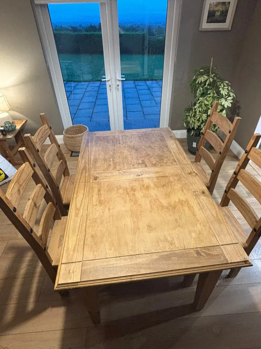 Kitchen table with x4 chairs - Image 3