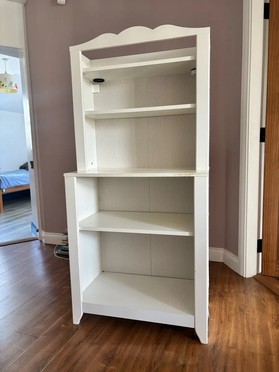 Shelving unit