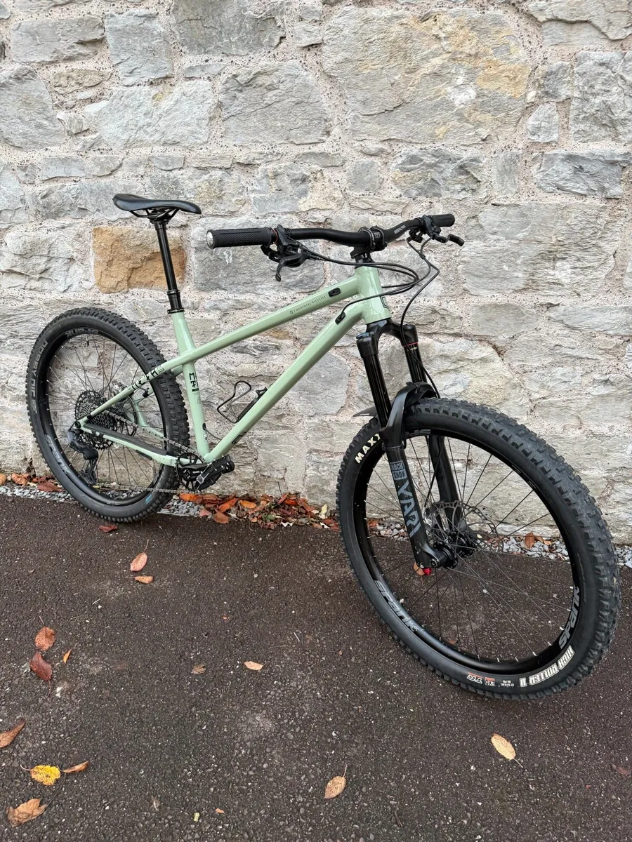 Commencal Meta Hardtail - Image 1