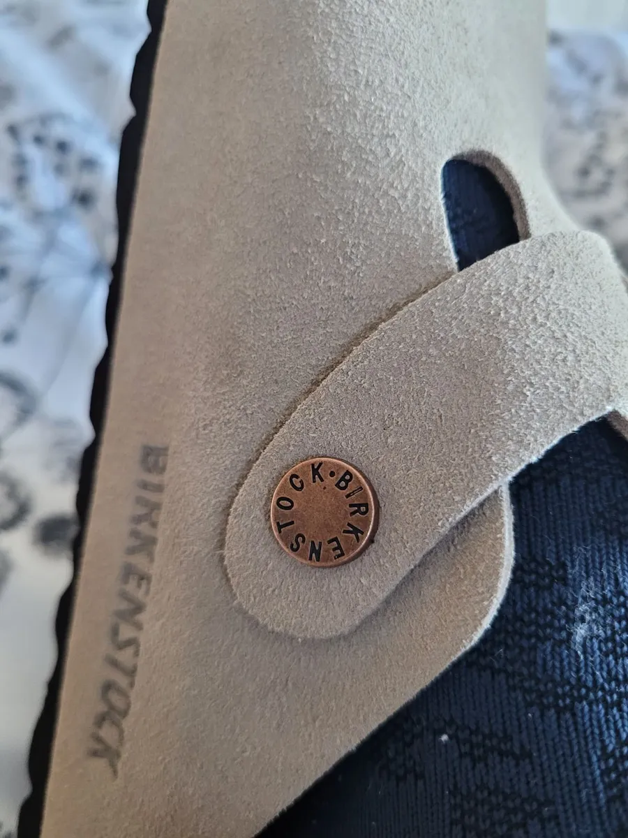 Shoes - Image 3