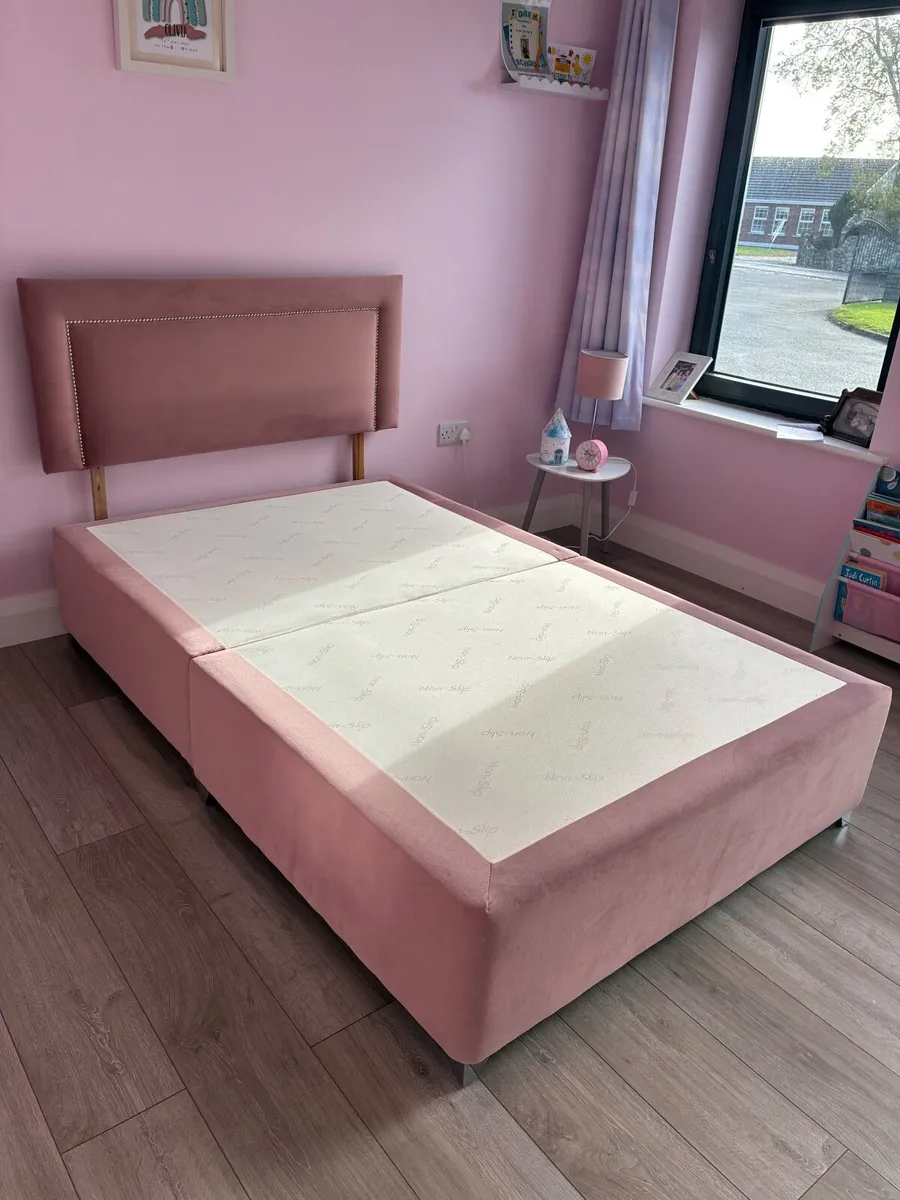 Small double bed - Image 3