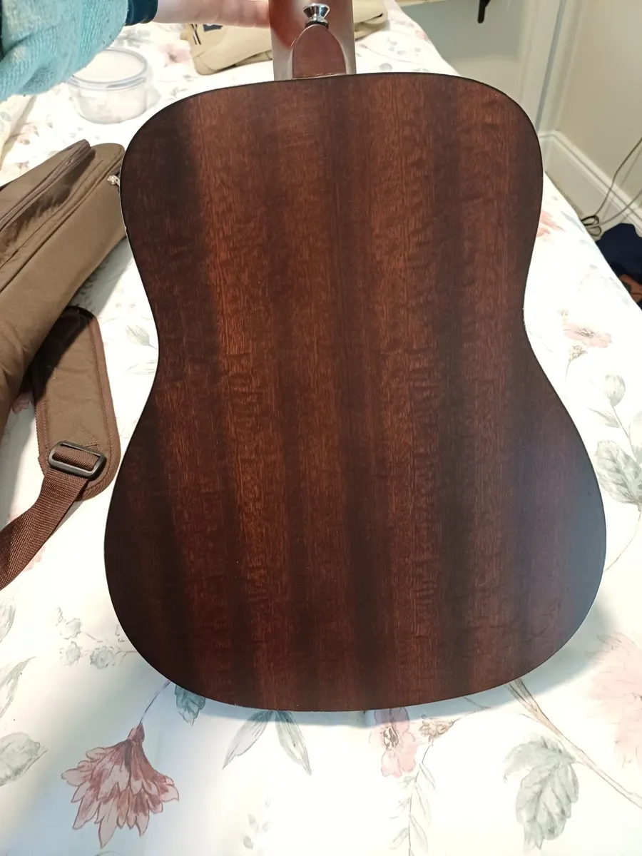 Acoustic Guitar with case - Yamaha jr2 3/4 - Image 3