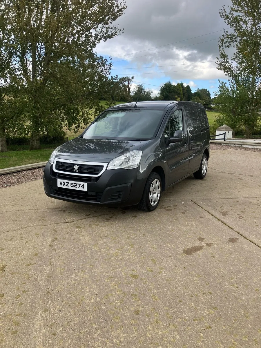 Partner van - Image 1