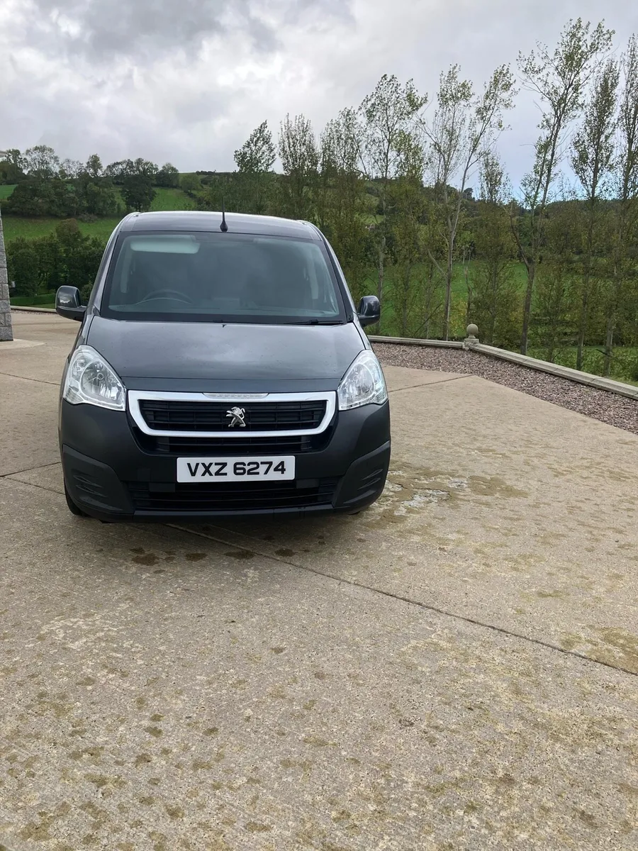 Partner van - Image 2
