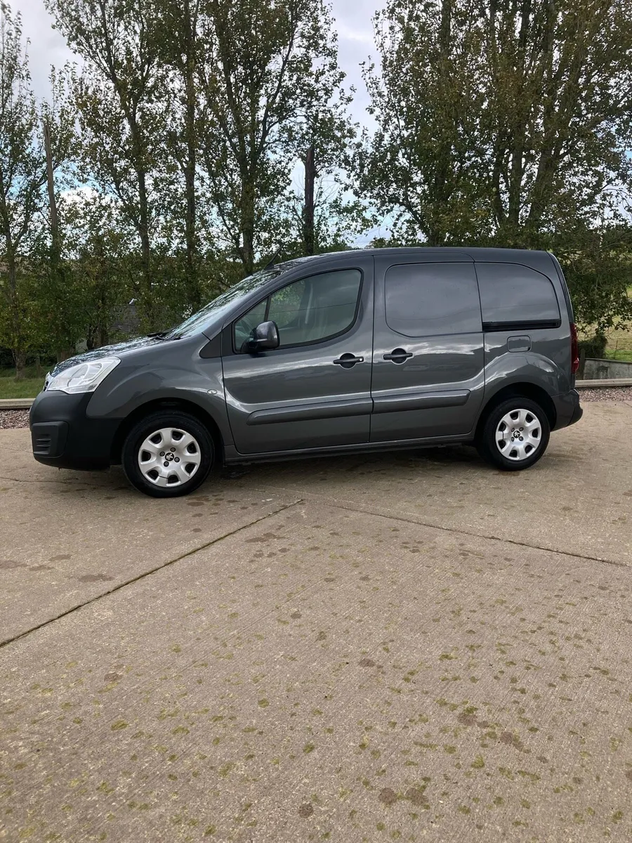 Partner van - Image 4